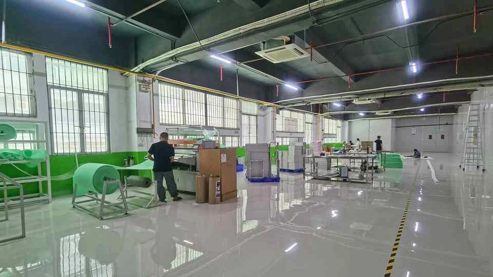 yaningclean-facility-air-filter-element-workshop